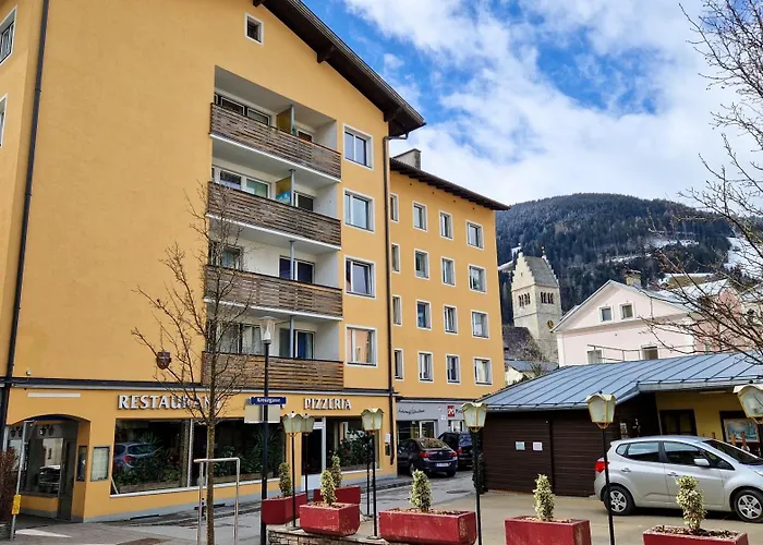 Dreamski Zell Am Town, Near